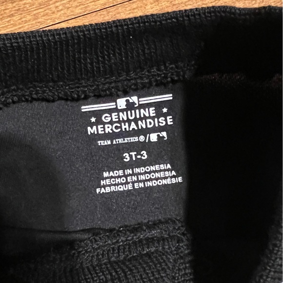 Shirts - Picture 2 of 3